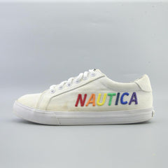 NAUTICA ,