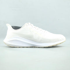 NIKE AIR ZOOM VOMERO 14