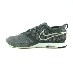 NIKE ZOOM STRIKE