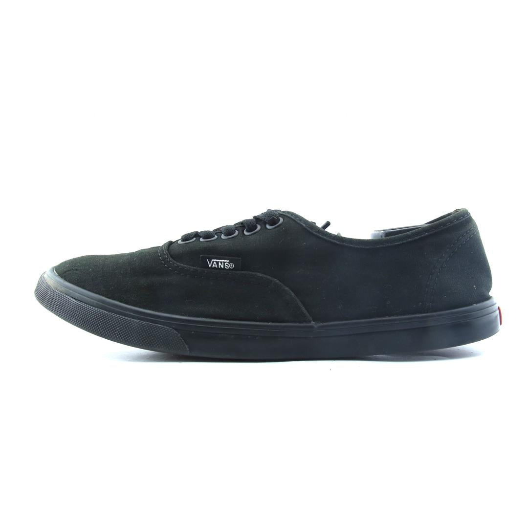 VANS AUTHENTIC