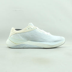 TOPO ATHLETIC ULTRAFLY 5