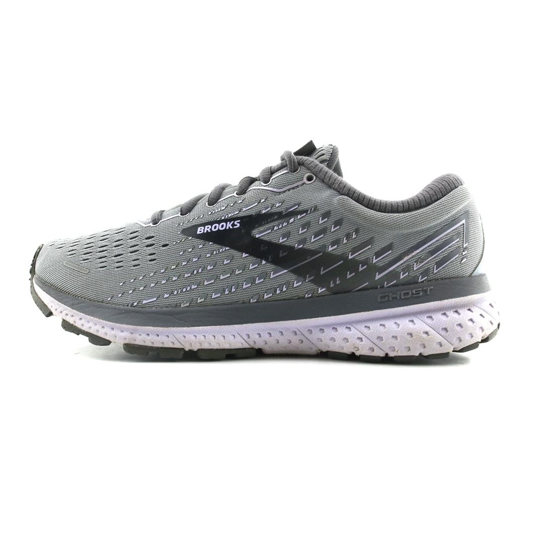 BROOKS GHOST 13