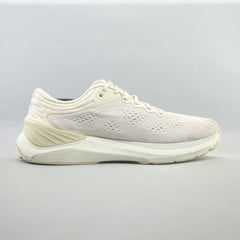 TOPO ATHLETIC ULTRAFLY 4