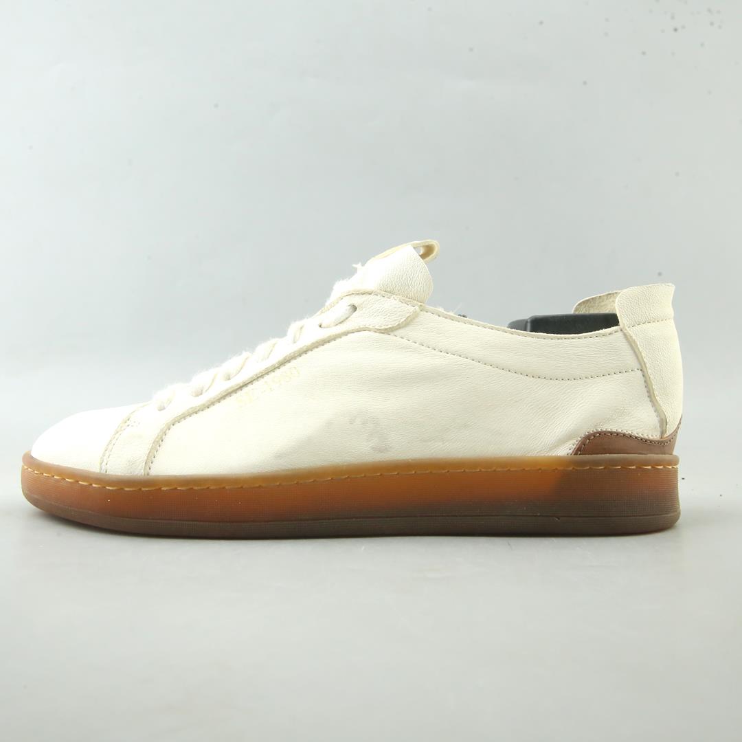 SAM EDELMAN  .