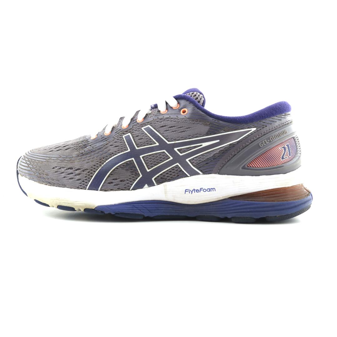 ASICS GEL NIMBUS 21