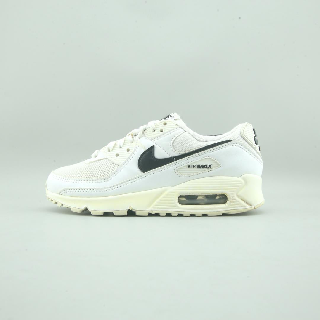 NIKE  AIR MAX 90