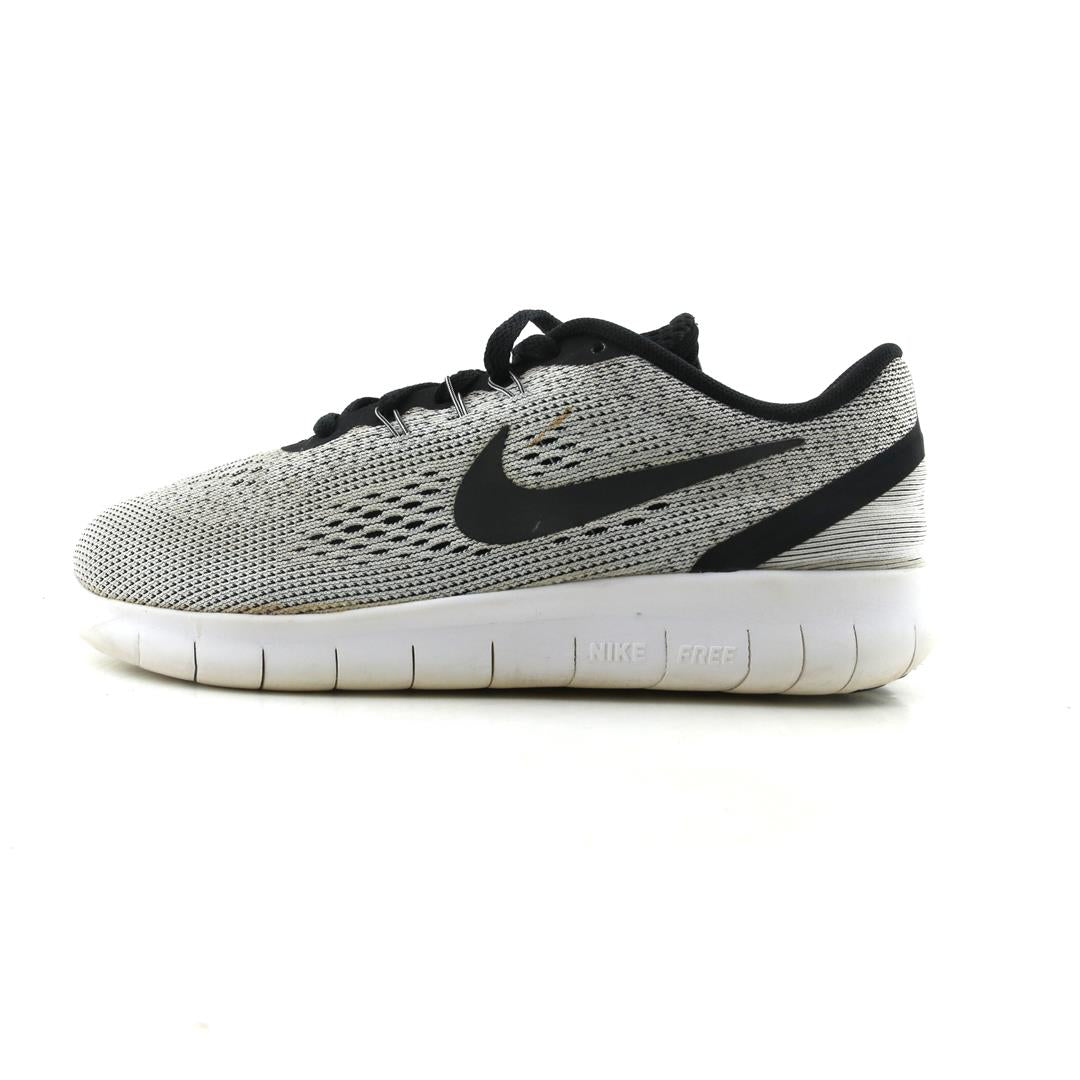NIKE FREE RN