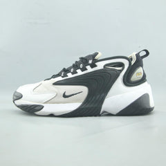 NIKE ZOOM 2K