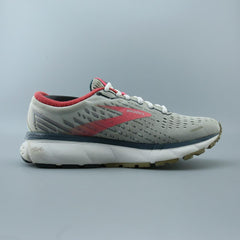 BROOKS GHOST 13