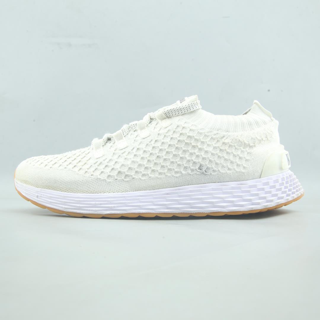 NOBULL  KNIT RUNNER