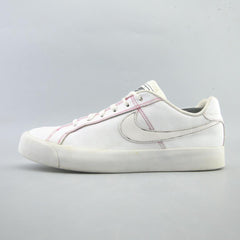 NIKE COURT ROYALE