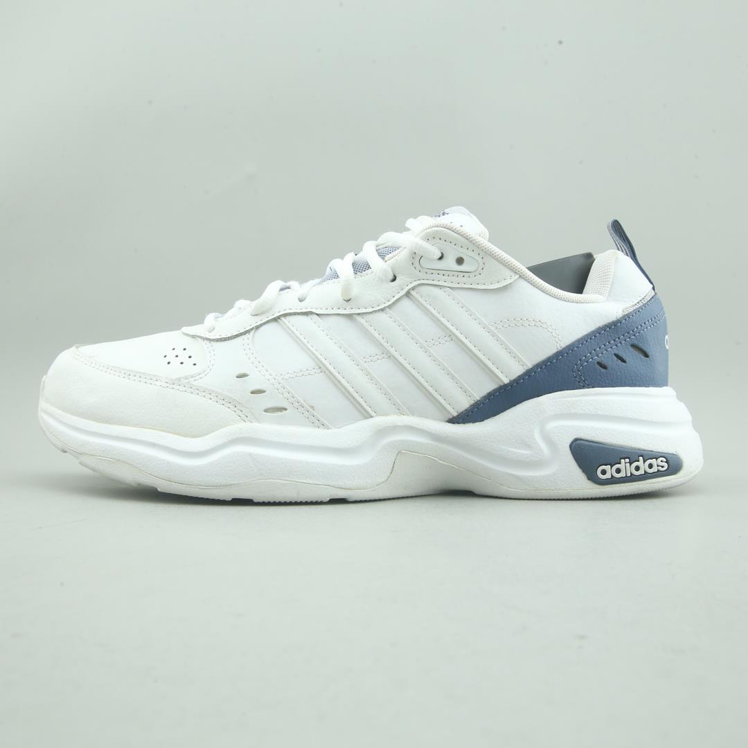 ADIDAS STRUTTER