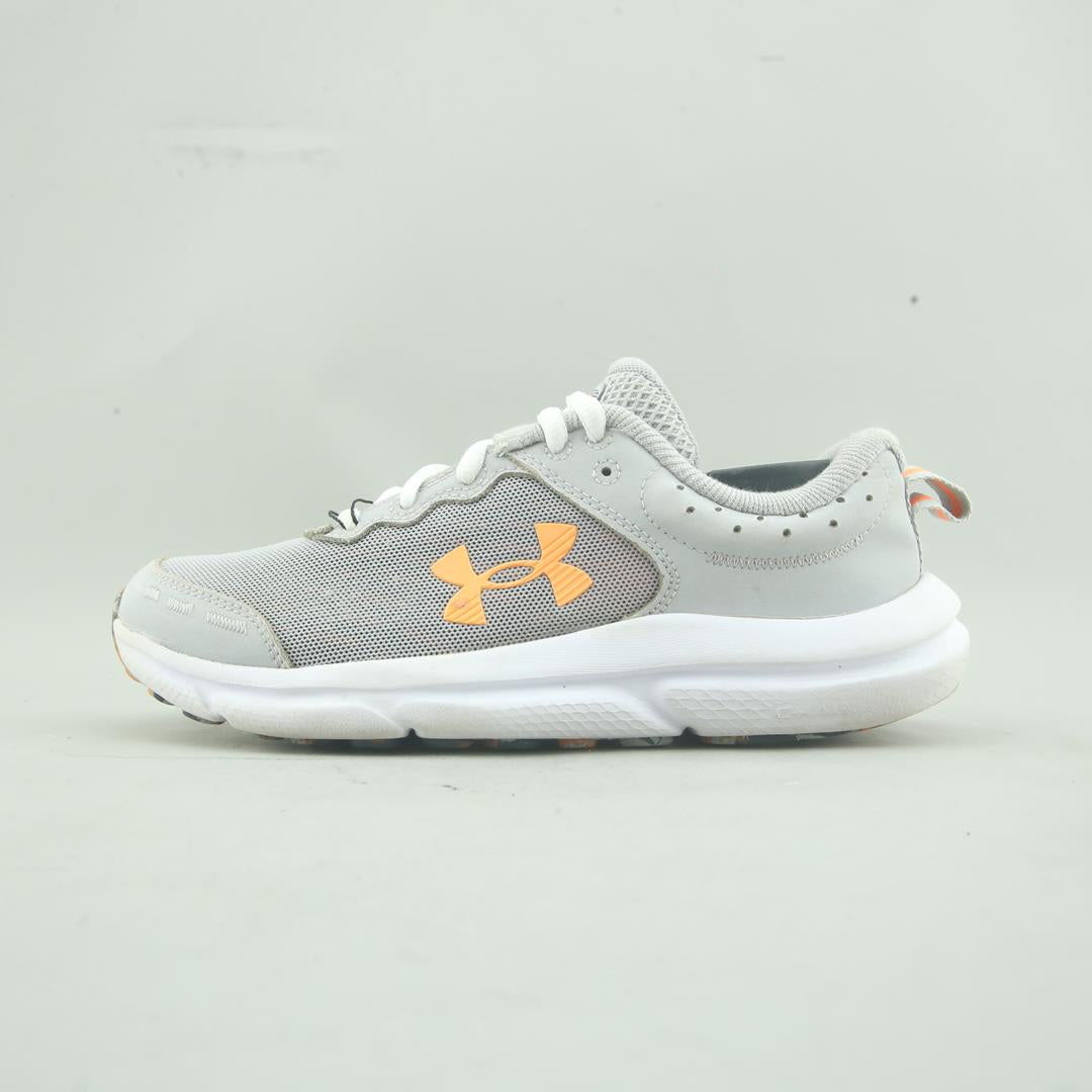 UNDER ARMOUR ASSERT 10