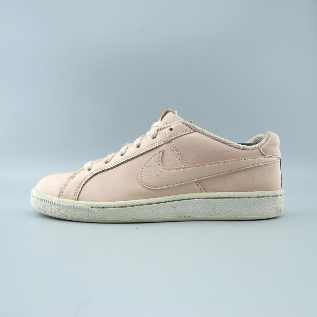 NIKE COURT ROYALE
