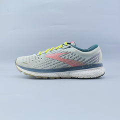 BROOKS GHOST 13