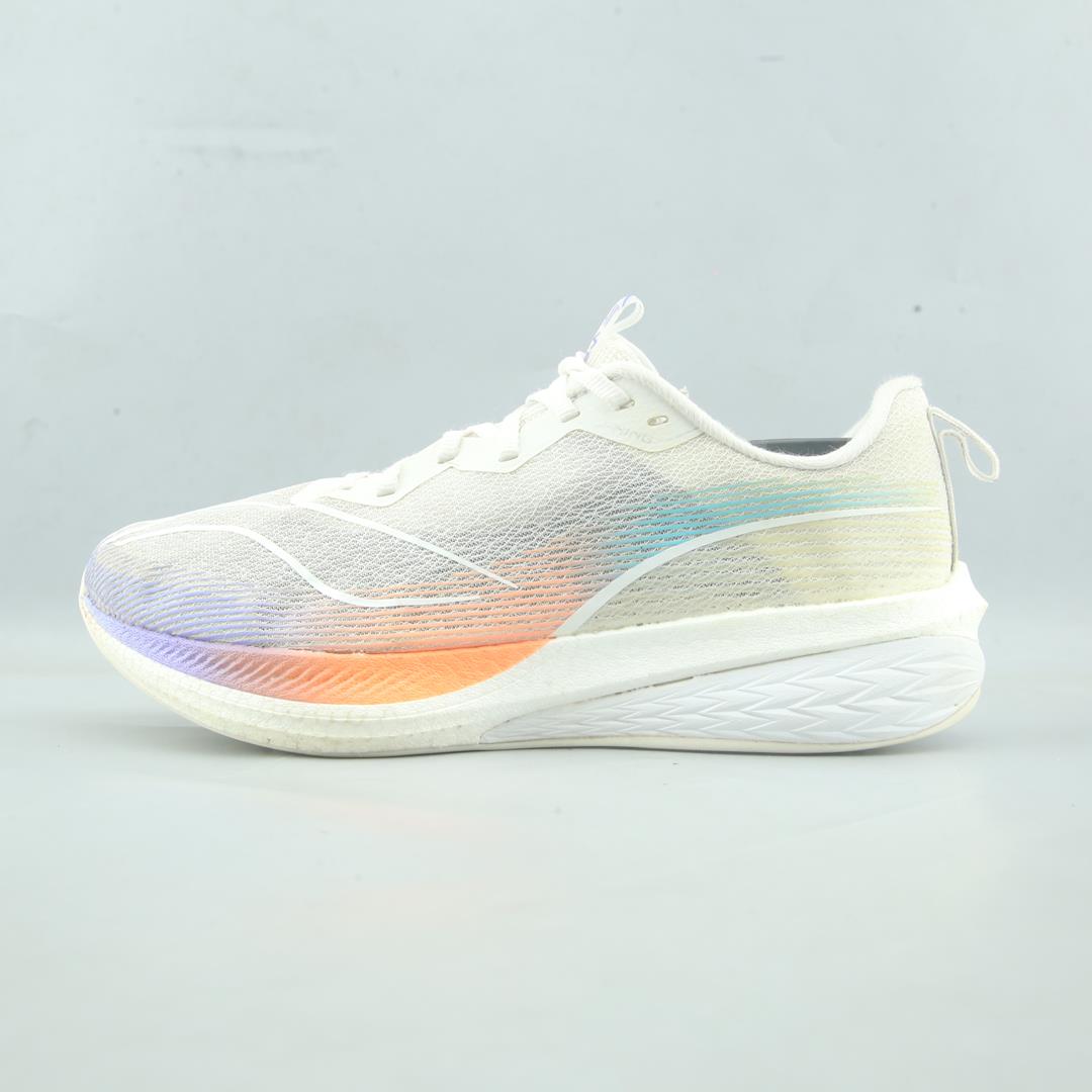 LI-NING  DARK HORSE