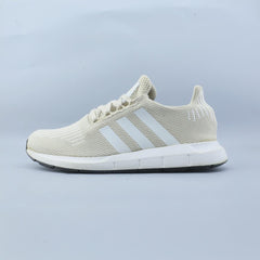 ADIDAS SWIFT RUN