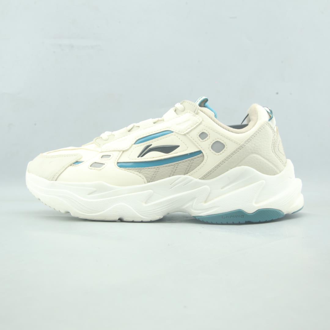 LI-NING FANG ZAI