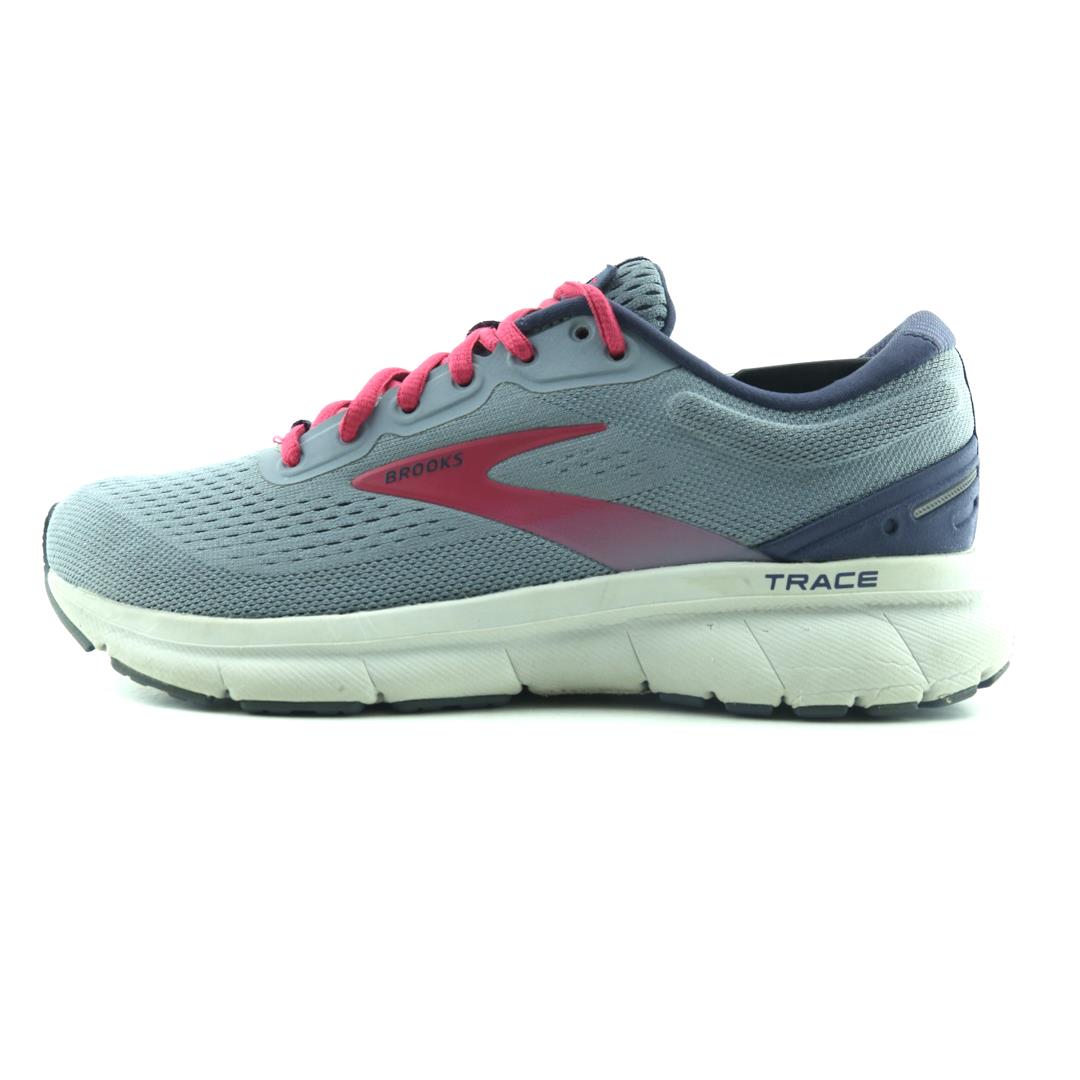 BROOKS TRACE 1